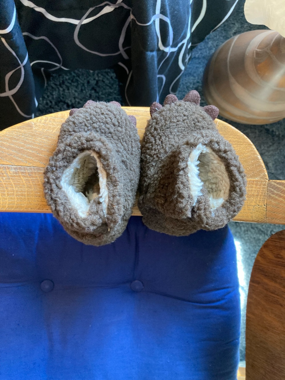 Bass Pro Shops Brown Teddy Bear Kids Slippers